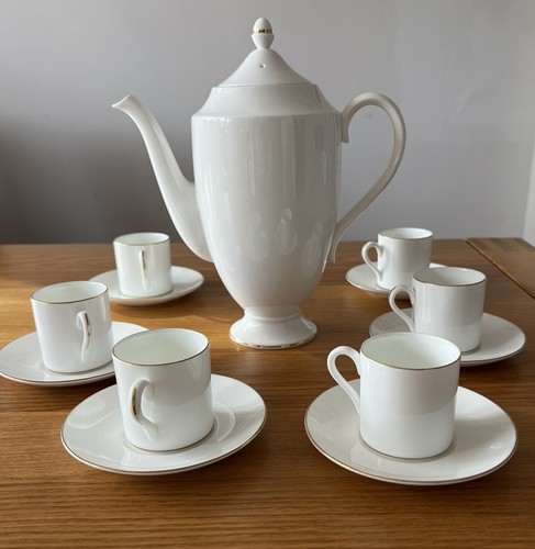 Wedgwood signet gold bone - signet,