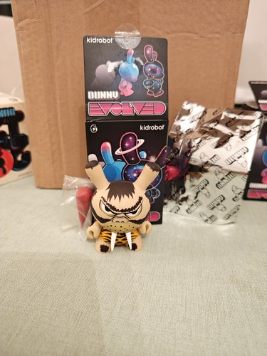 Kidrobot dunny evolved - dunny,