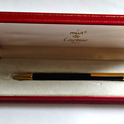 Cartier must paris - cartier,