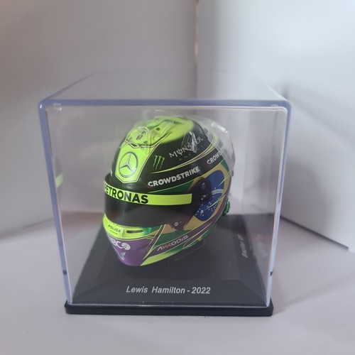 Spark scale mini helmet - 1/5,