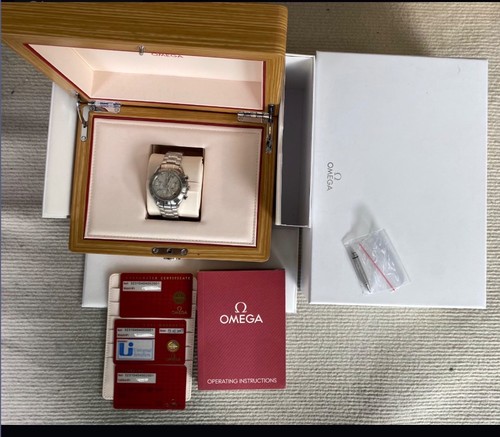 Omega speedmaster chrono date - omega,