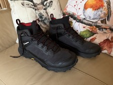 Berghaus Goretex Boots men’s Size 9 Used Condition No Box