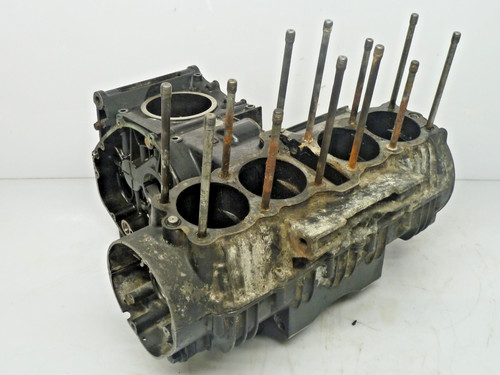 Kawasaki kz750 crankcases - kawasaki,