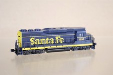 KATO N GAUGE SANTA FE AT&SF EMD CLASS GP30 DIESEL LOCOMOTIVE 1283 om