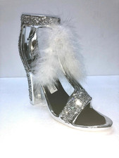 CRUSHED DIAMOND SHOE ORNAMENT