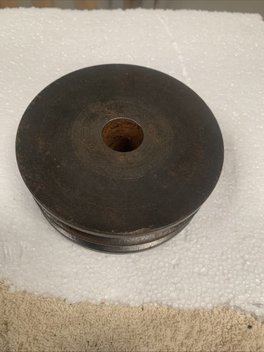 Two groove vee pulley - groove,