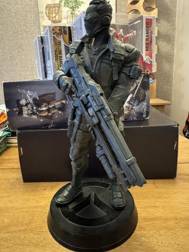 Soldier statue overwatch - soldier, 76