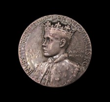 1911 INVESTITURE OF EDWARD PRINCE OF WALES 35mm SILVER MEDAL
