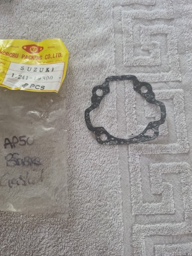 Suzuki base gasket nos - suzuki,