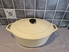 Chasseur Cast Iron, Round