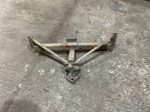 Tow bar bracket - ball, x