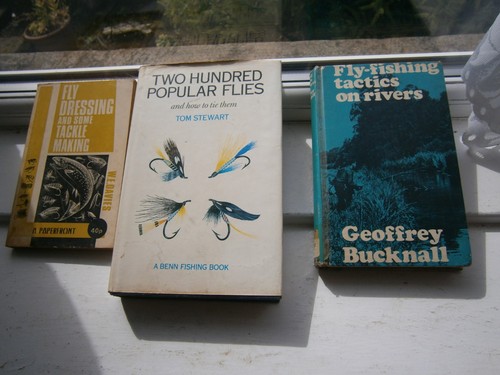 Vintage books on fly - 3,