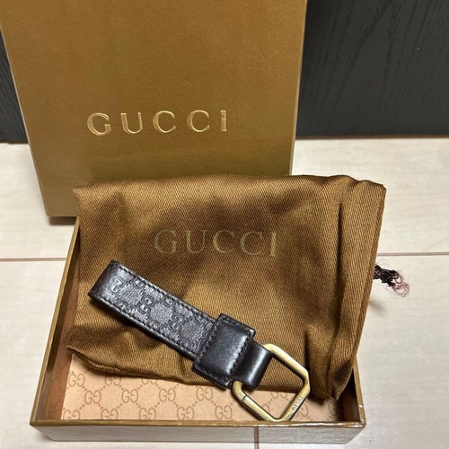 Gucci key ring with box - gucci,