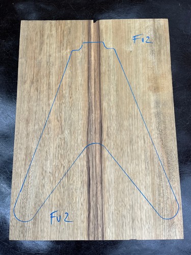 Black limba korina 2 - /,