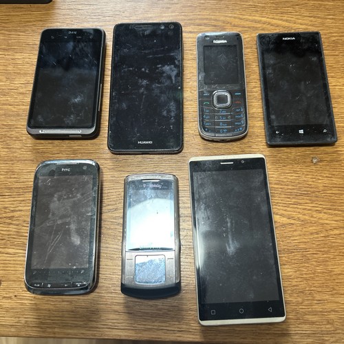 Old mobile phones job - phones,