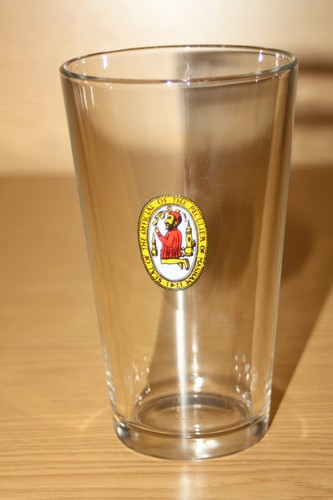 Collectable breweriana pint - breweriana,