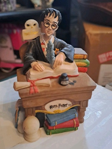 Harry potter desk - harry,