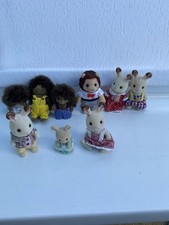 Sylvanian Families 9 X Figure