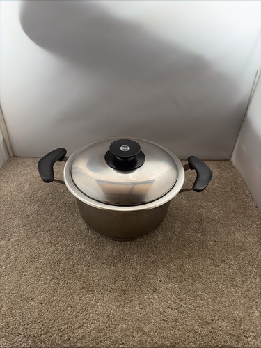 Amc 24cm pot - pot, used