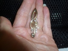 VINTAGE TREBLE CLEF SYMBOL 