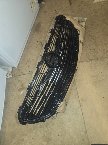 Genuine vauxhall insignia - genuine, b