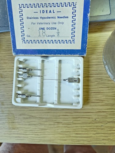 Stainless hypodermic needles - ,