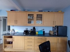 Fully Fitted Oak Shaker Kitchen, Integrated Appliances,16 Units Sink Taps Cooker