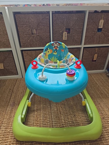 Baby pre walker with - pre,