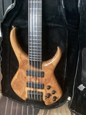 SEI BASS 5 String Bass Guitar