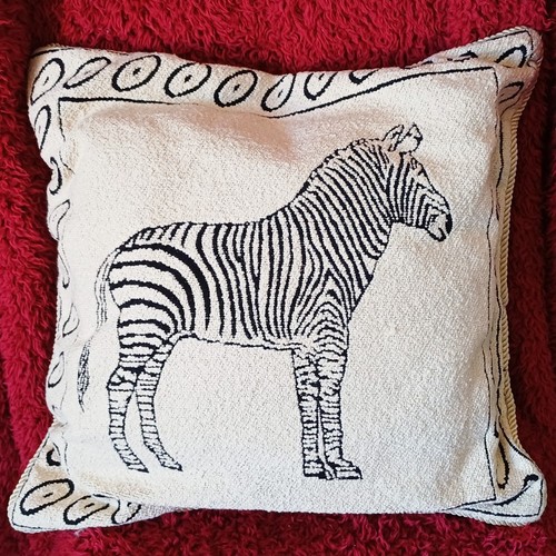 Zebra 2074 minet - zebra, cushion