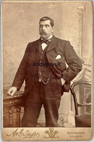 Cabinet card man wearing gold - cabinet,