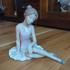 Nao by Lladro Daisa Porcelain