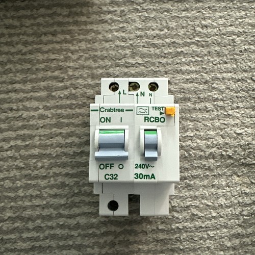 Crabtree polestar c32 30ma - crabtree,