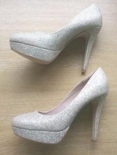 NEXT SIZE 5.5 GOLD SPARKLE