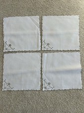 Set of 4 Vintage Linen