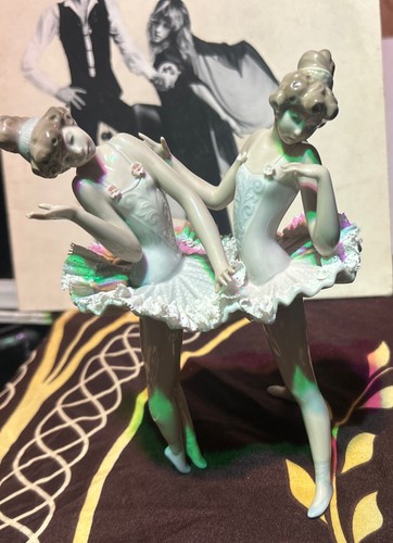 Lladro porcelain ballet - lladro, dress