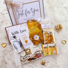 HUG IN A BOX – Spa Gift For