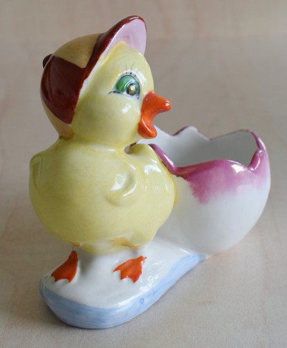 Bird egg cup - bird,