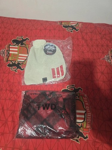 Walking dead supply drop