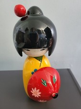 WOODEN KOKESHI DOLL YELLOW WITH RED PARASOL DESIGN 5.2 INCHES TALL MOVEABLE HEAD