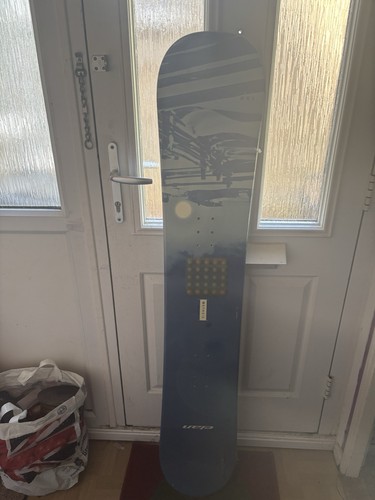 Genesis snowboard - genesis,