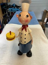 Novelty Metal Garden Figurine star baker Chef with birthday cake 45cm