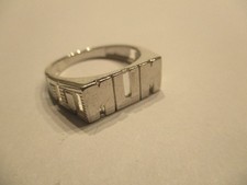 STERLING SILVER   RETRO "MUM" RING SIZE U