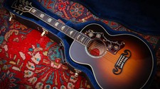 GIBSON USA Custom Shop J-200m Ultimate Quilt SJ200 "Three Tone + Ebony" (2007) @