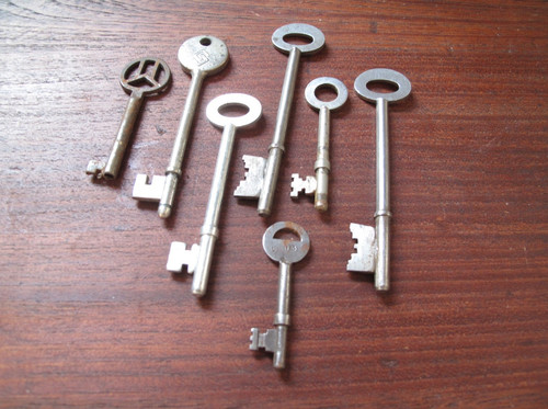 Vintage key job lot - job, -7