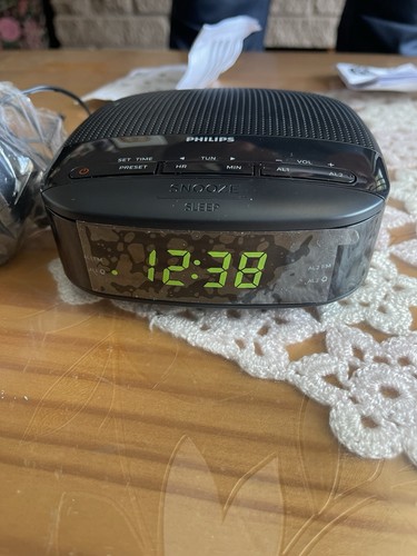 New phillips clock radio 3000 - new,