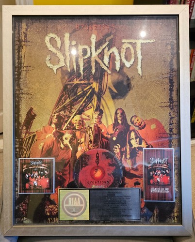 Slipknot self titled official - slipknot,
