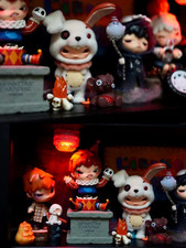 HIRONO MONSTERS CARNIVAL