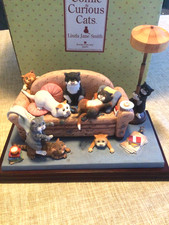 Comic and Curious Cats Border