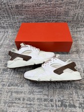 Size 9.5 - Nike Air Huarache